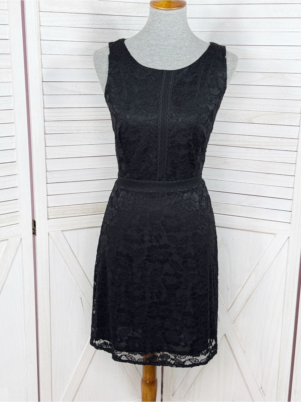WHBM‎ Black Lace Sleeveless Sheath Dress Size 6 Party Cocktail Evening Gothic
